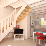 Sloneczna Kajuta - Apartmenty/domki Dębki