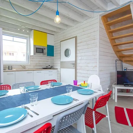 Sloneczna Kajuta - Apartmenty/domki Apartamento Dębki