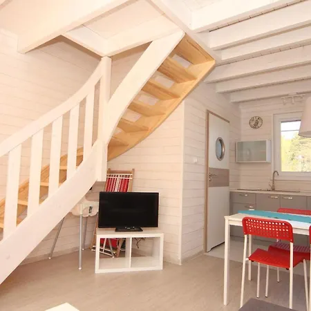 Sloneczna Kajuta - Apartmenty/domki Debki
